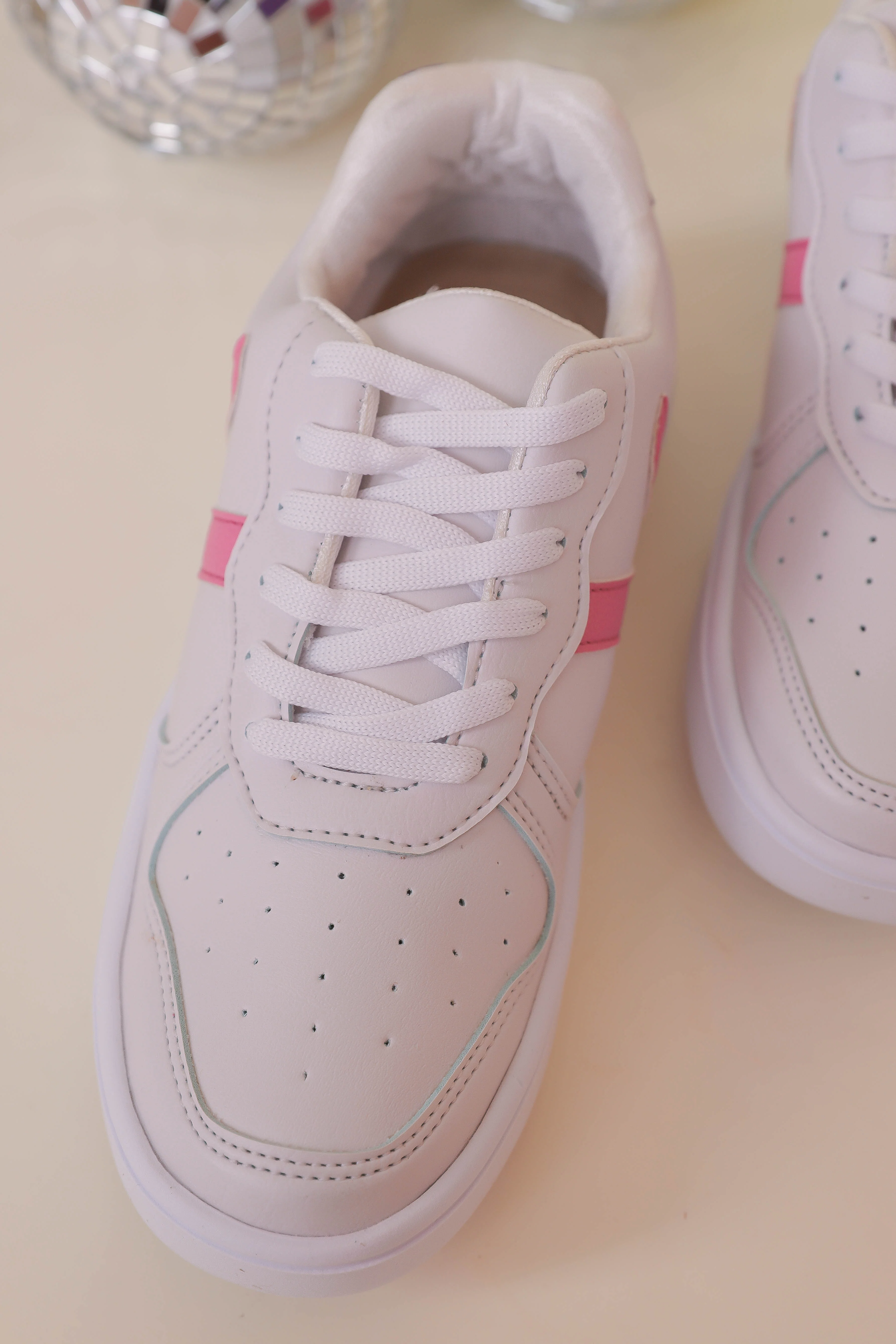 Ava Sneakers - Image 3