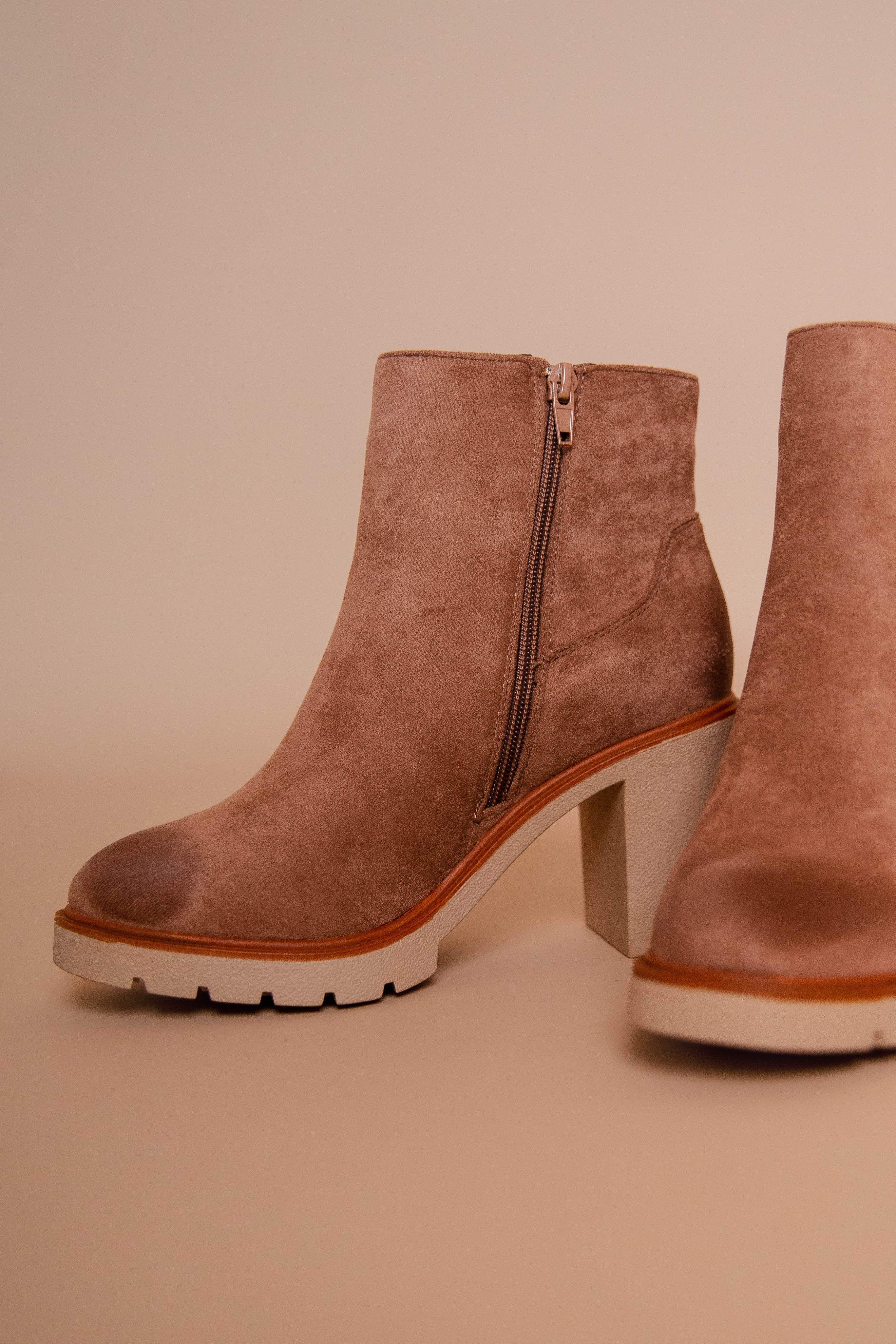 Cayley Boots - Image 3