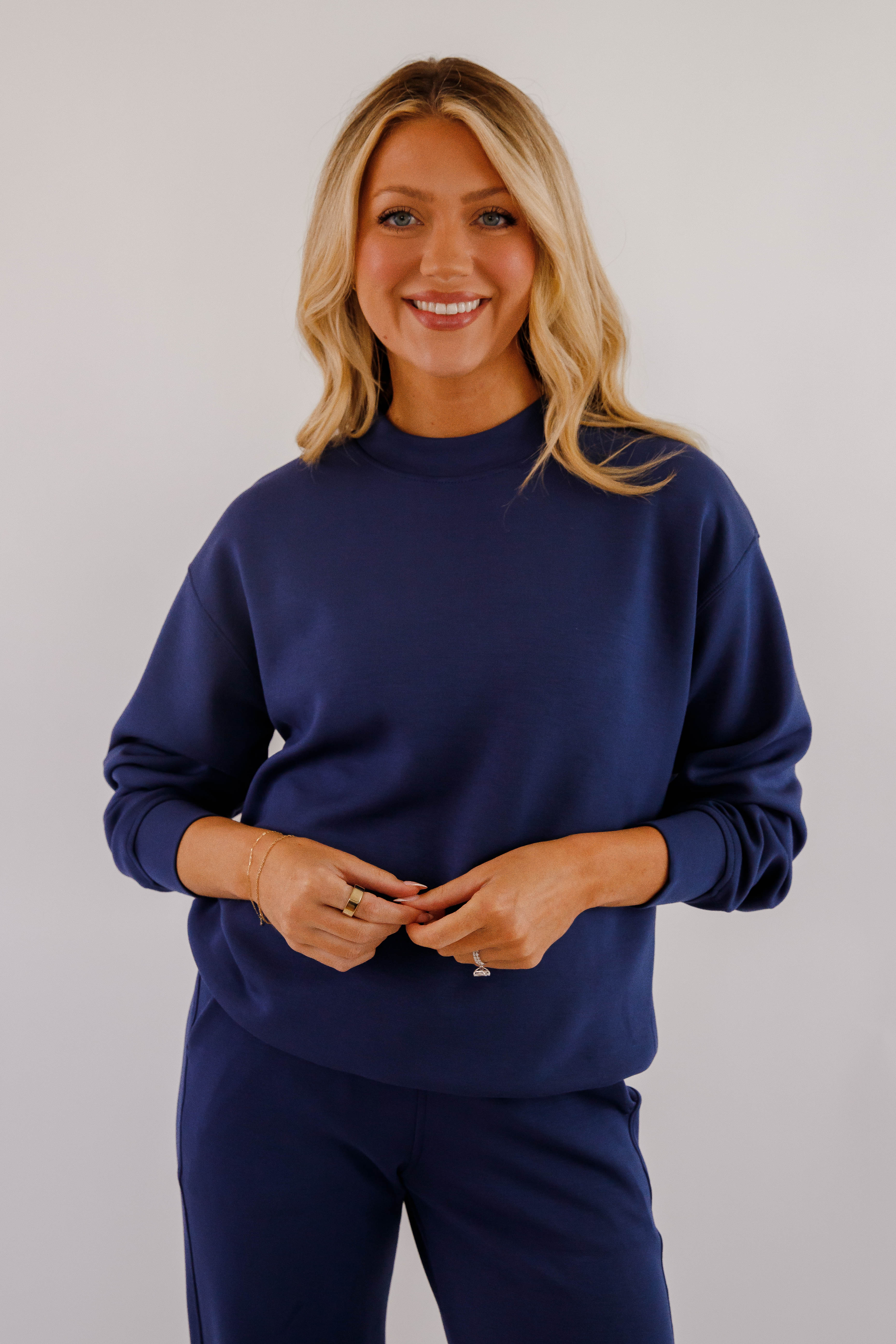 Gathering Miles Pullover-Navy - Image 5