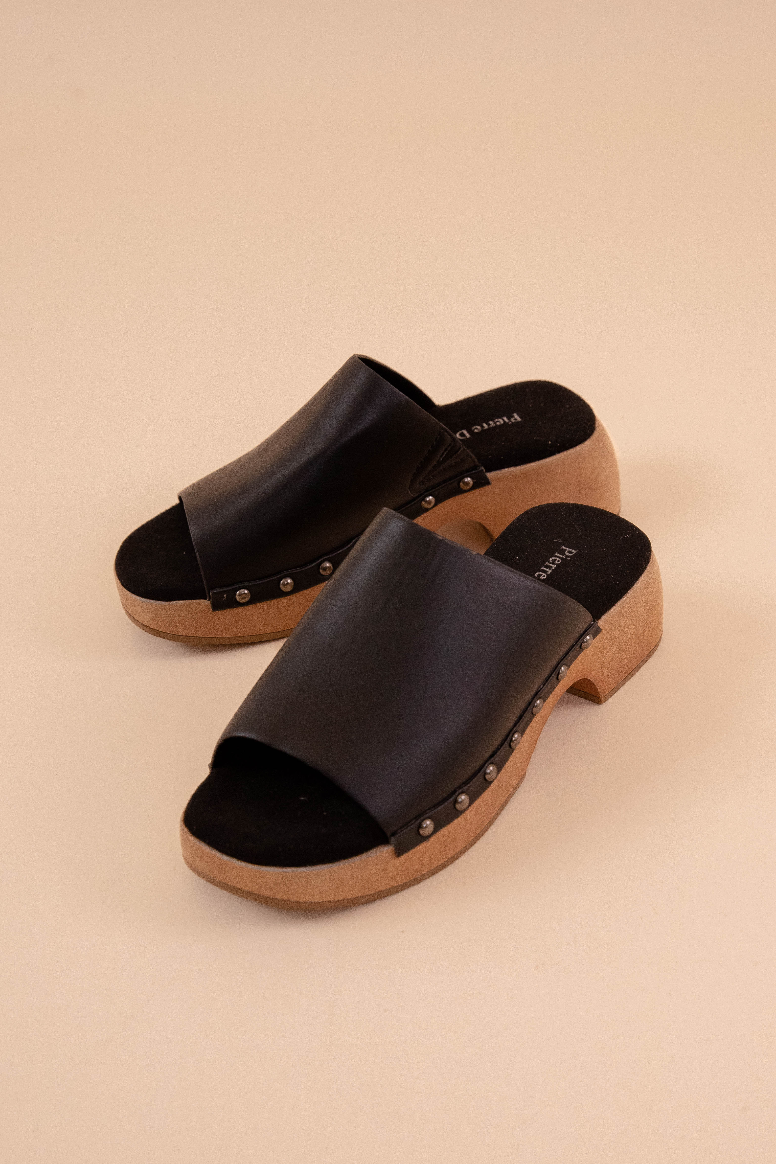 Jada Mules - Image 4